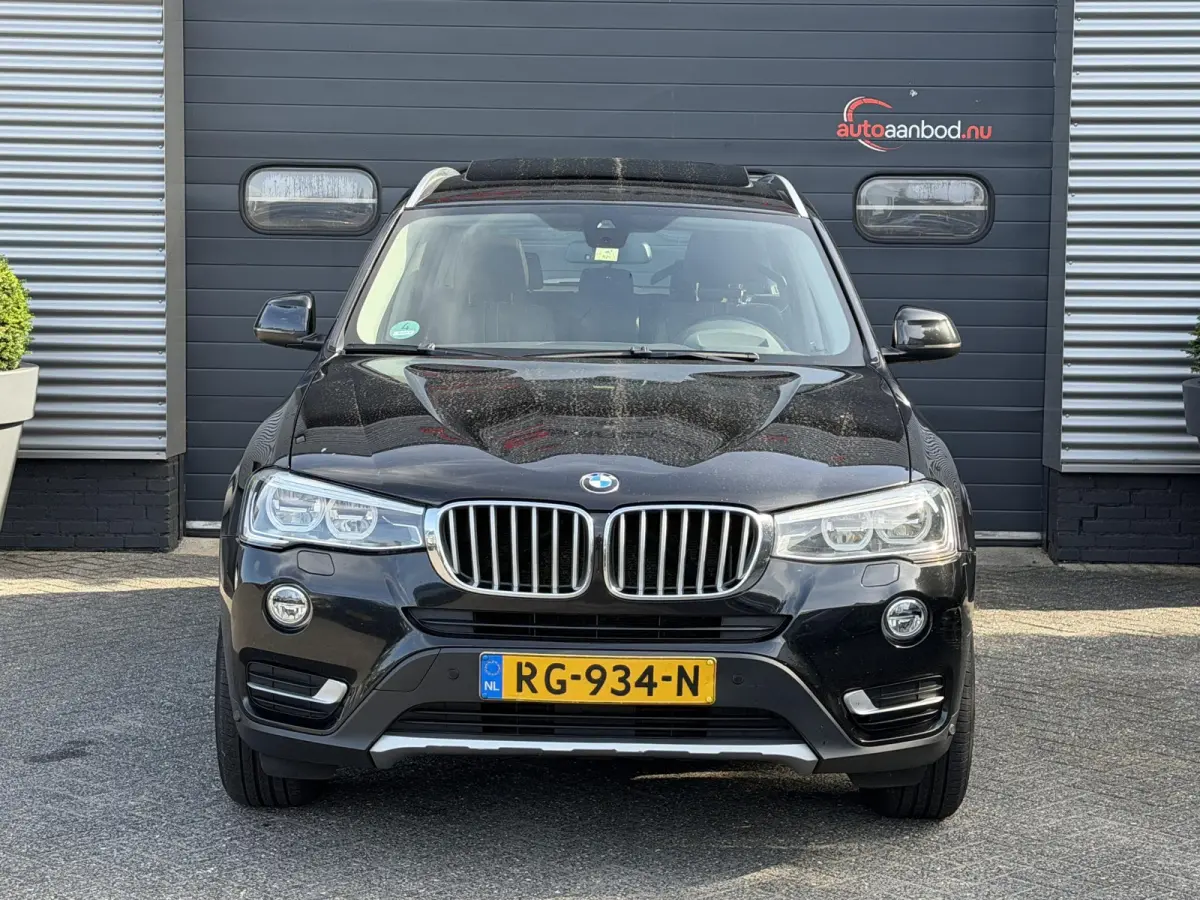 xDrive20d Centennial High Executive | Panoramadak | Head-Up Display | Navigatie | Lederen Bekleding |