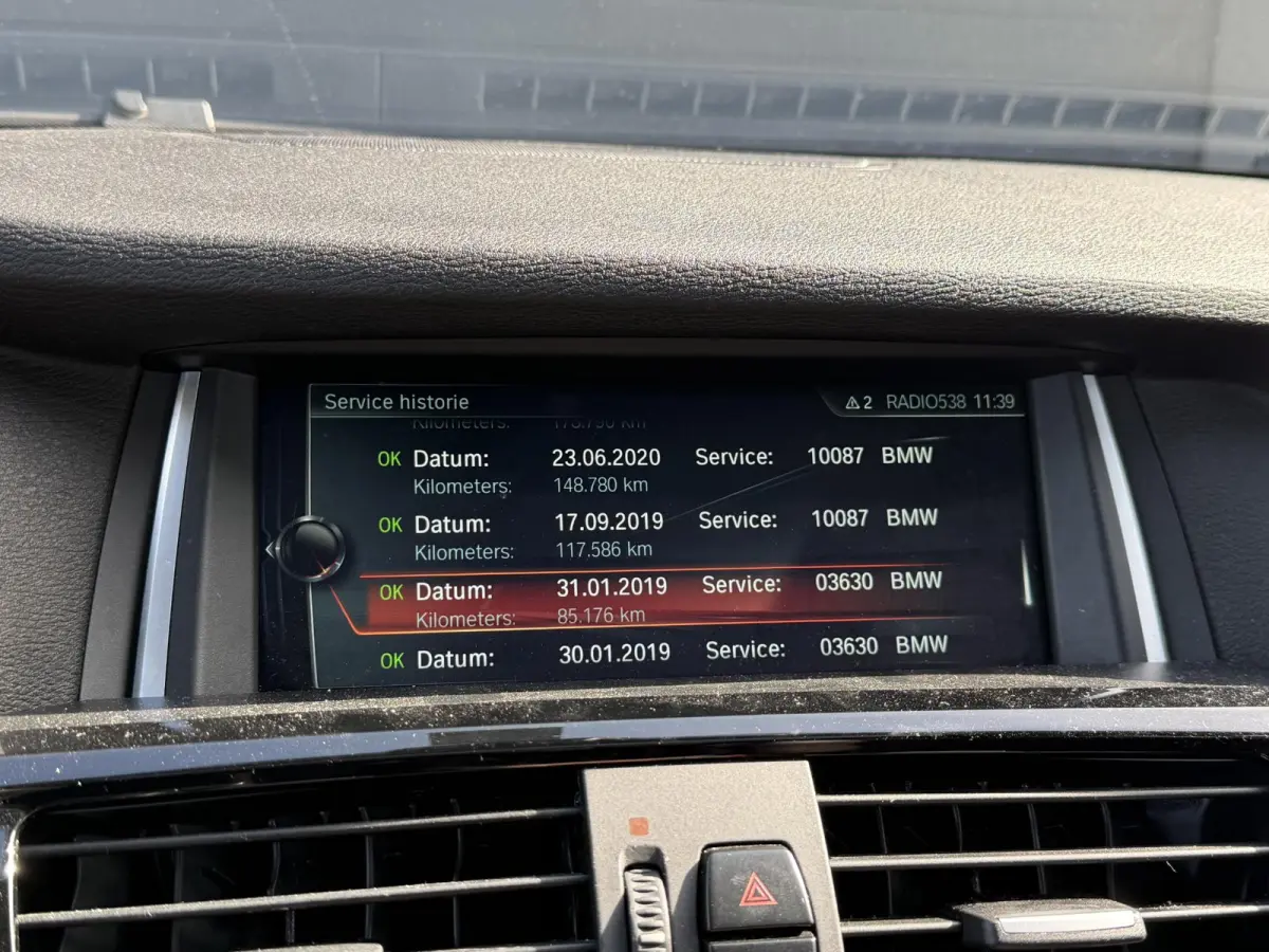 xDrive20d Centennial High Executive | Panoramadak | Head-Up Display | Navigatie | Lederen Bekleding |