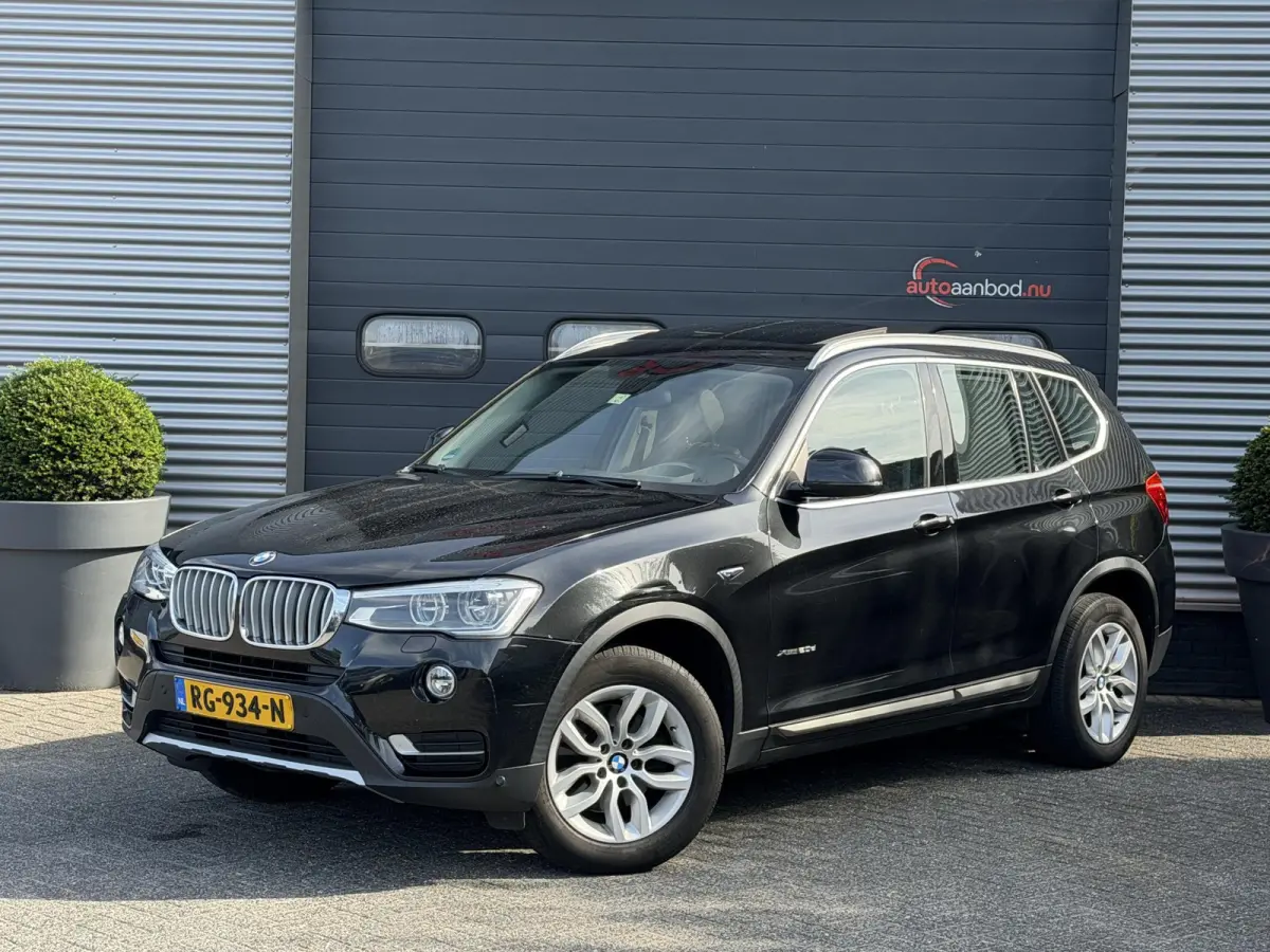xDrive20d Centennial High Executive | Panoramadak | Head-Up Display | Navigatie | Lederen Bekleding |