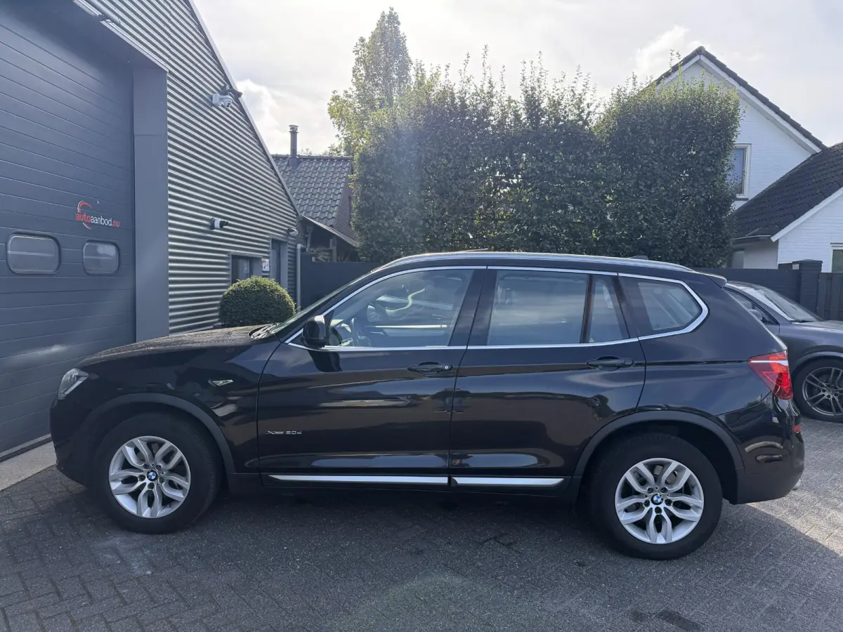 xDrive20d Centennial High Executive | Panoramadak | Head-Up Display | Navigatie | Lederen Bekleding |