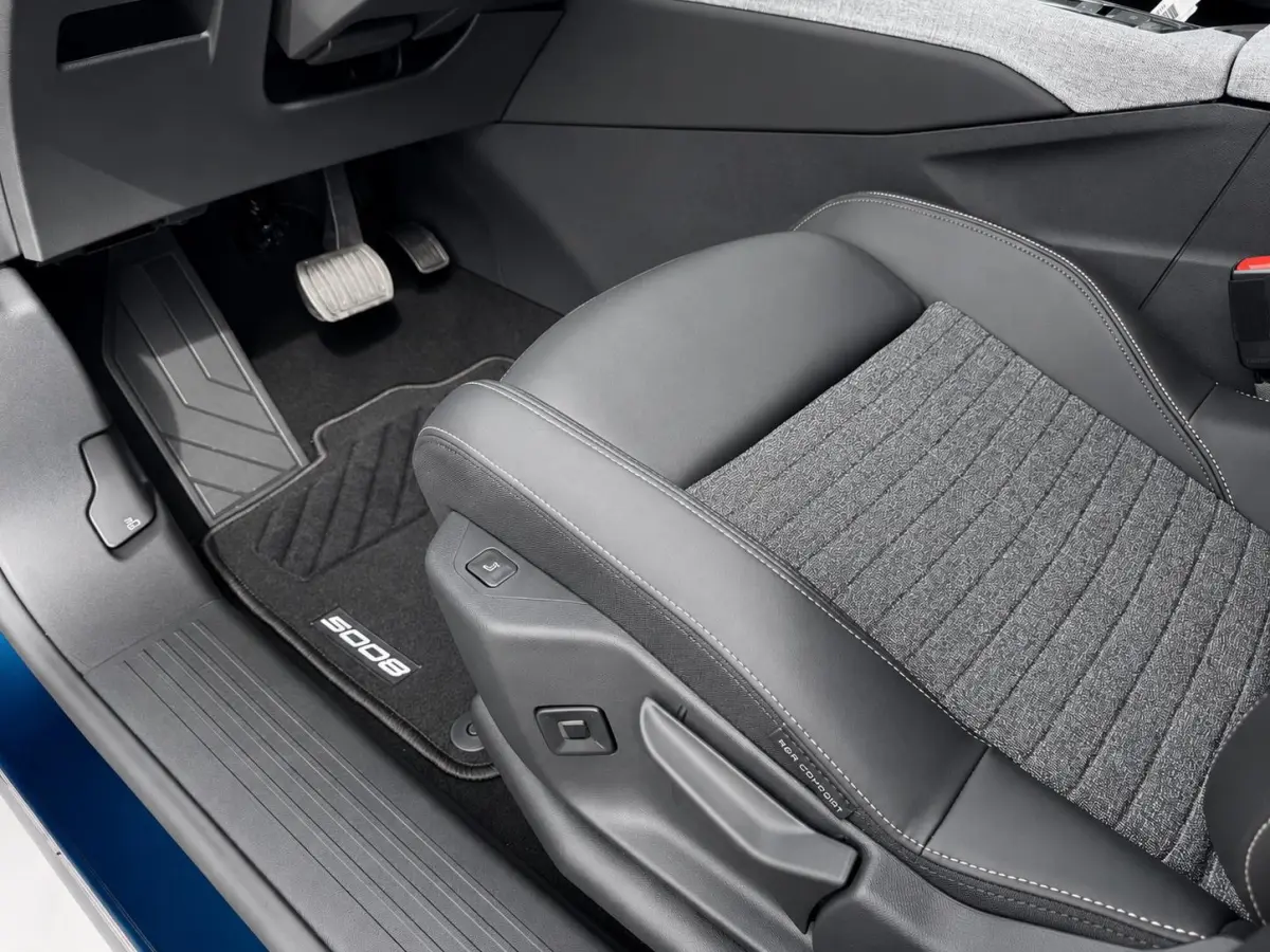 1.6 Plug-in Hybrid 195 Allure 7p | Camera | Adaptieve Cruise Control | 7 Zitplaatsen | Apple Carplay/Android Auto