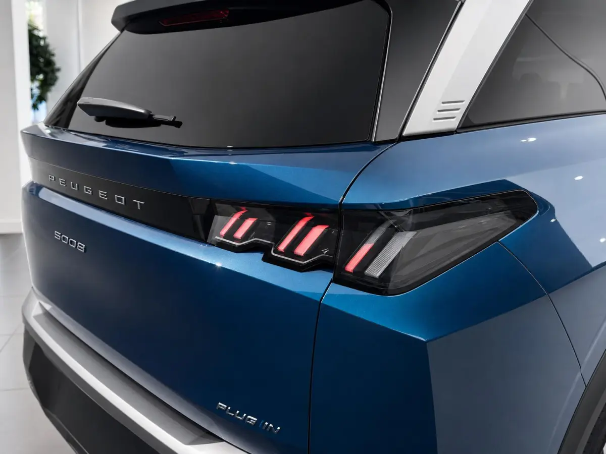1.6 Plug-in Hybrid 195 Allure 7p | Camera | Adaptieve Cruise Control | 7 Zitplaatsen | Apple Carplay/Android Auto