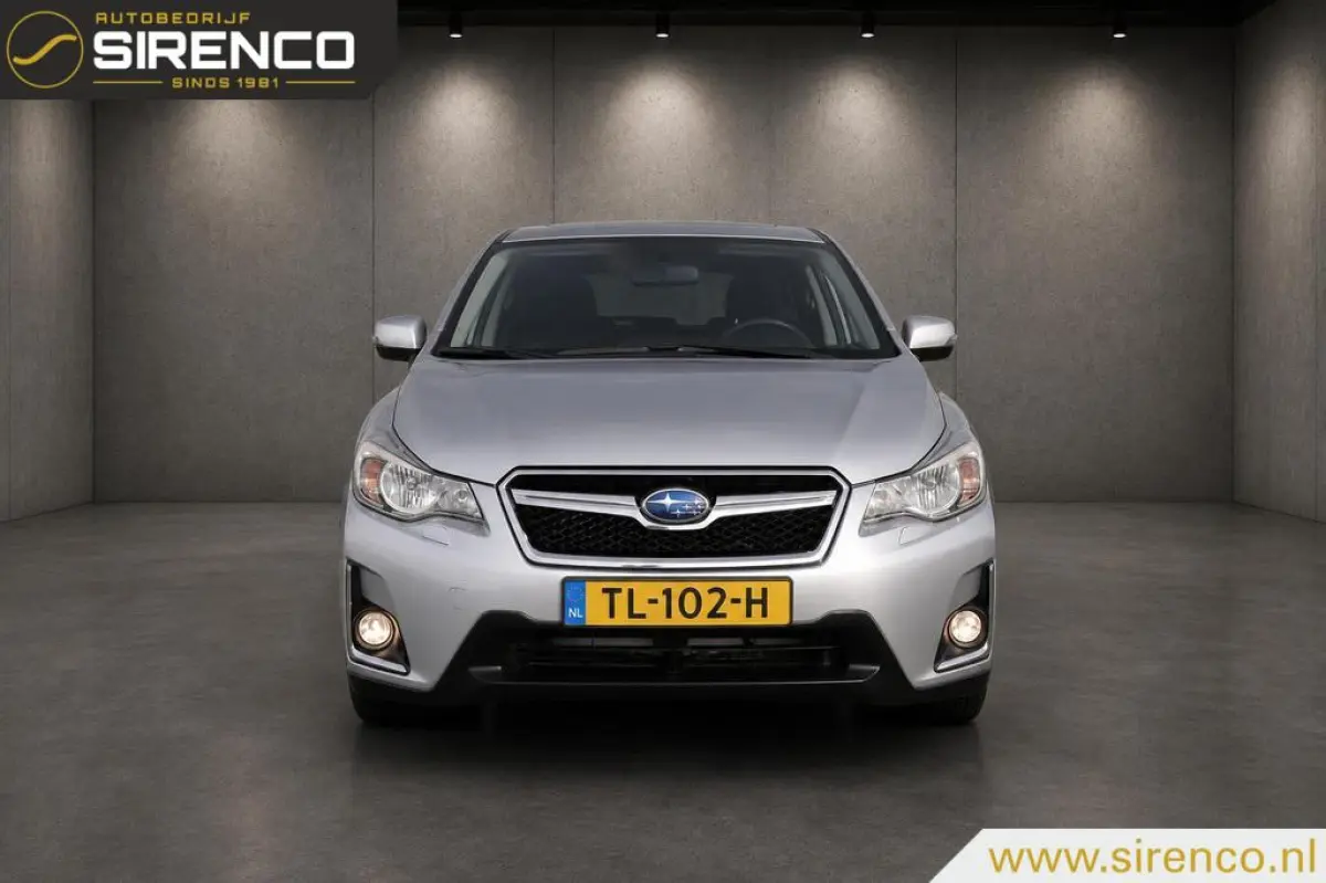 2.0i Premium AWD | leder | stoelverwarming | trekhaak | navigatie | bluetooth | climate & cruise control | keyless