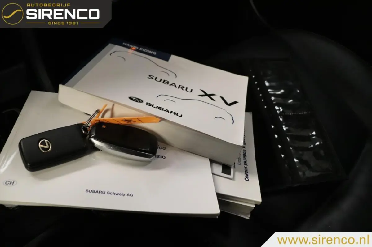 2.0i Premium AWD | leder | stoelverwarming | trekhaak | navigatie | bluetooth | climate & cruise control | keyless
