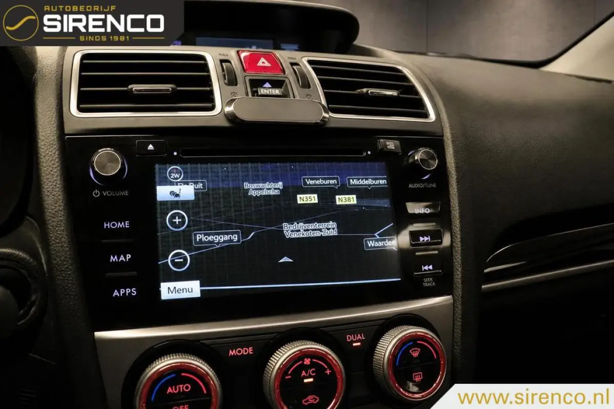 2.0i Premium AWD | leder | stoelverwarming | trekhaak | navigatie | bluetooth | climate & cruise control | keyless