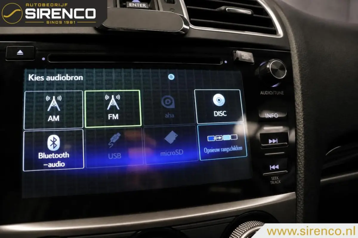 2.0i Premium AWD | leder | stoelverwarming | trekhaak | navigatie | bluetooth | climate & cruise control | keyless