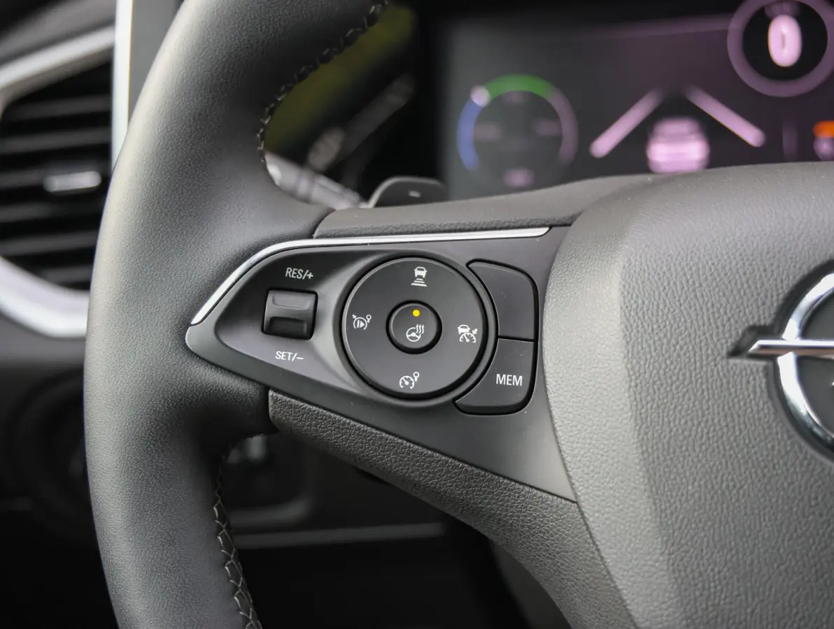 1.6 225pk Hybrid GS | Navigatie | Camera | Stoel- en stuurverwarming | Dodehoekbewaking
