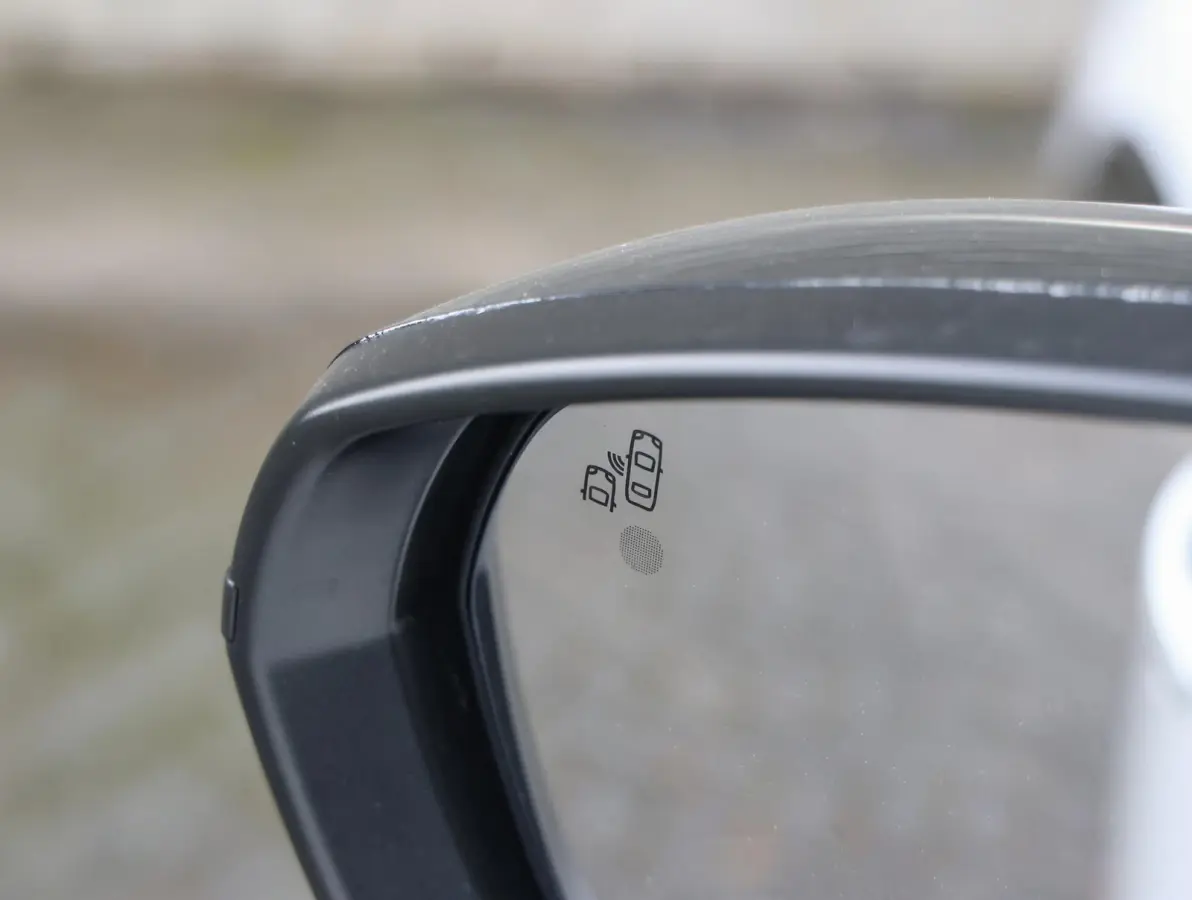 1.6 225pk Hybrid GS | Navigatie | Camera | Stoel- en stuurverwarming | Dodehoekbewaking