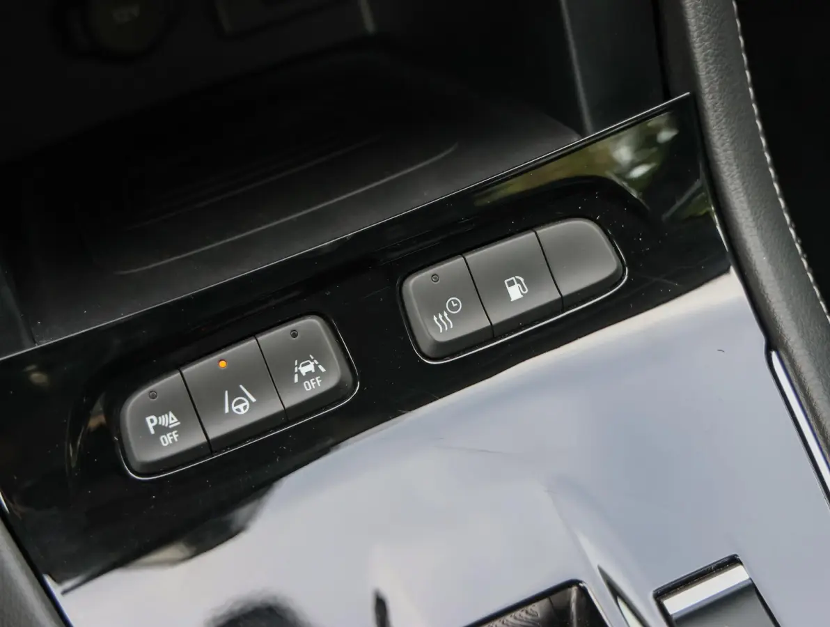 1.6 225pk Hybrid GS | Navigatie | Camera | Stoel- en stuurverwarming | Dodehoekbewaking