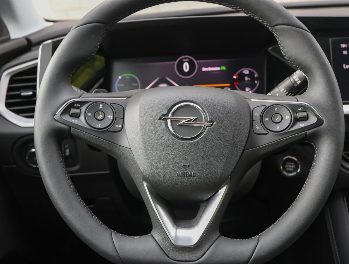 1.6 225pk Hybrid GS | Navigatie | Camera | Stoel- en stuurverwarming | Dodehoekbewaking