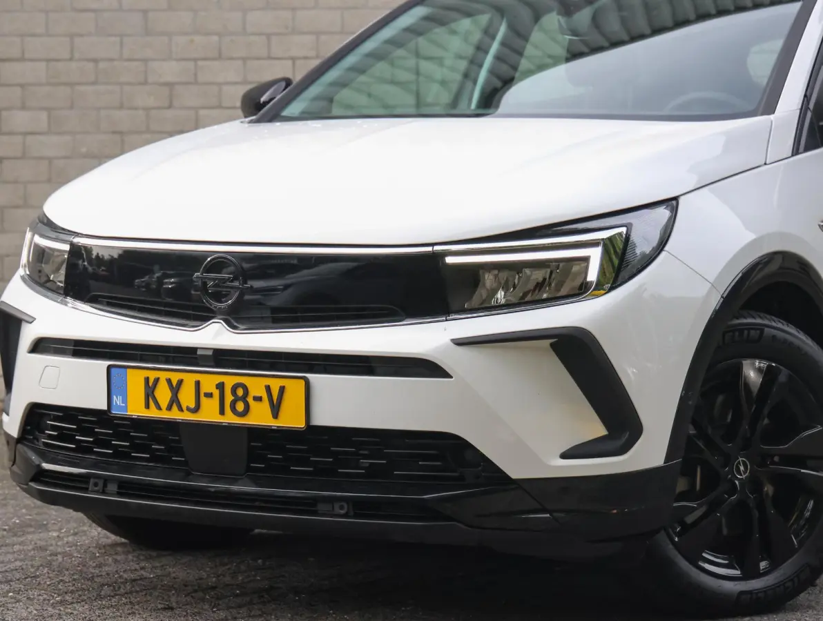 1.6 225pk Hybrid GS | Navigatie | Camera | Stoel- en stuurverwarming | Dodehoekbewaking