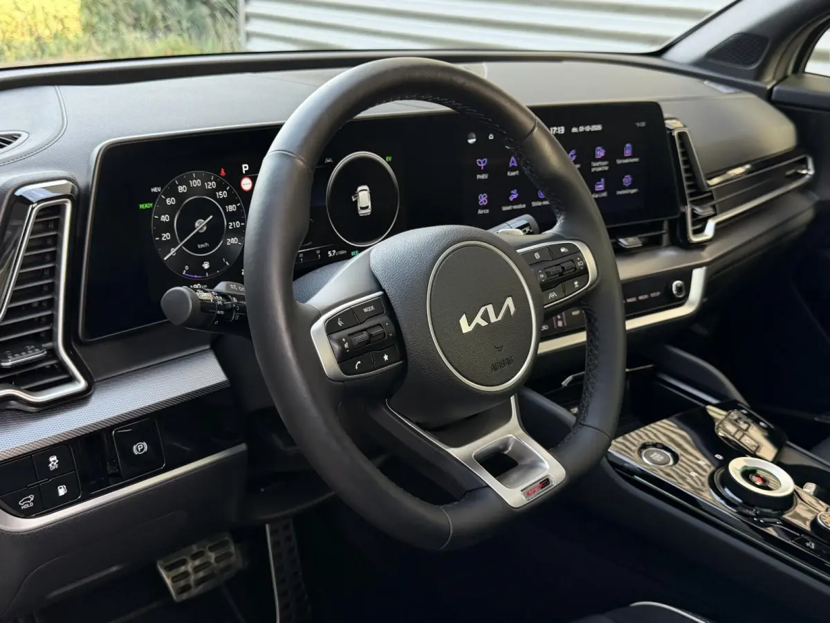 1.6 T-GDi Plug-in Hybrid AWD GT-PlusLine | Volledig Black Pack | 360 camera | Dodehoek camera | Memory seats | Harman/Kardon geluidsinstallatie | Glazen schuif-/kanteldak | Stoelventilatie |