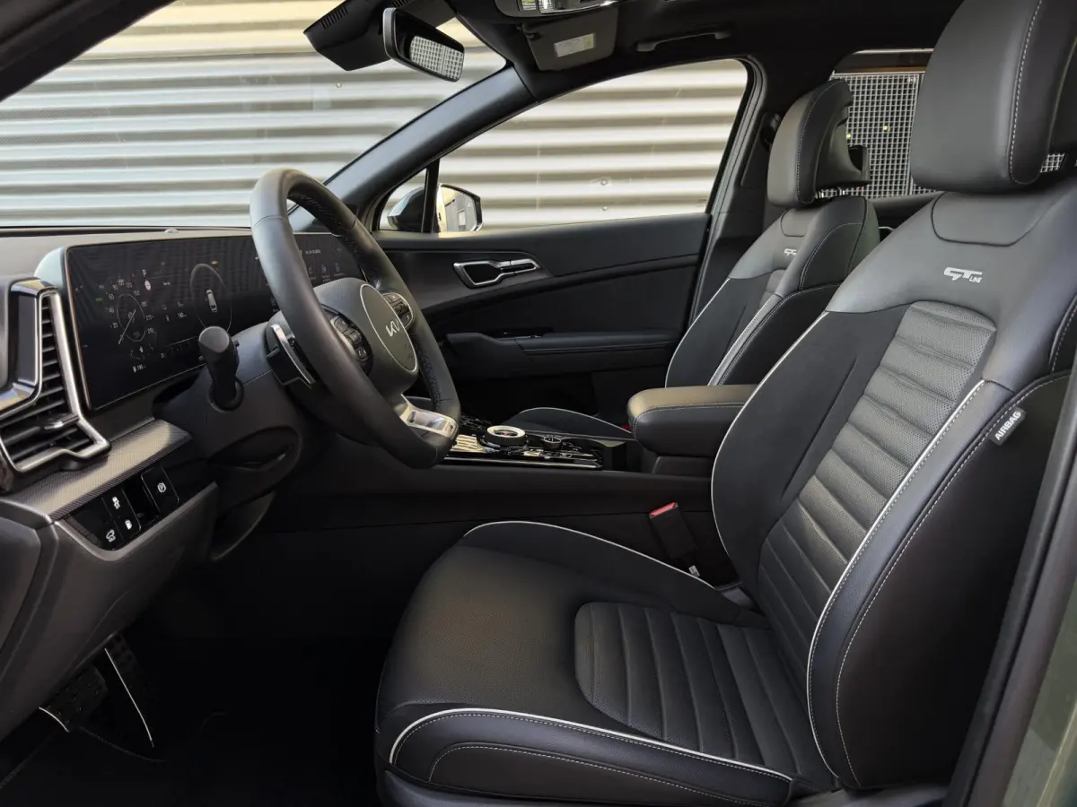 1.6 T-GDi Plug-in Hybrid AWD GT-PlusLine | Volledig Black Pack | 360 camera | Dodehoek camera | Memory seats | Harman/Kardon geluidsinstallatie | Glazen schuif-/kanteldak | Stoelventilatie |