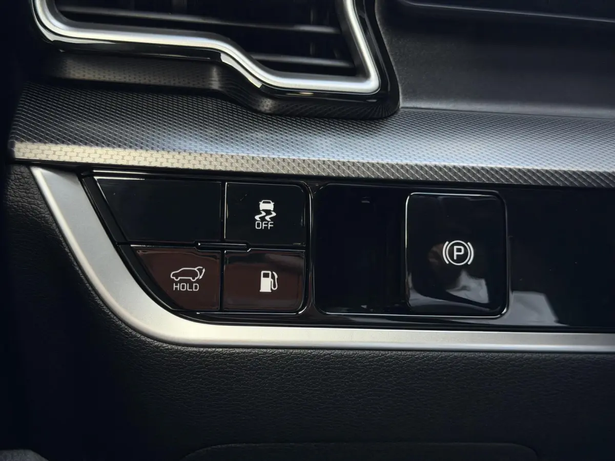 1.6 T-GDi Plug-in Hybrid AWD GT-PlusLine | Volledig Black Pack | 360 camera | Dodehoek camera | Memory seats | Harman/Kardon geluidsinstallatie | Glazen schuif-/kanteldak | Stoelventilatie |