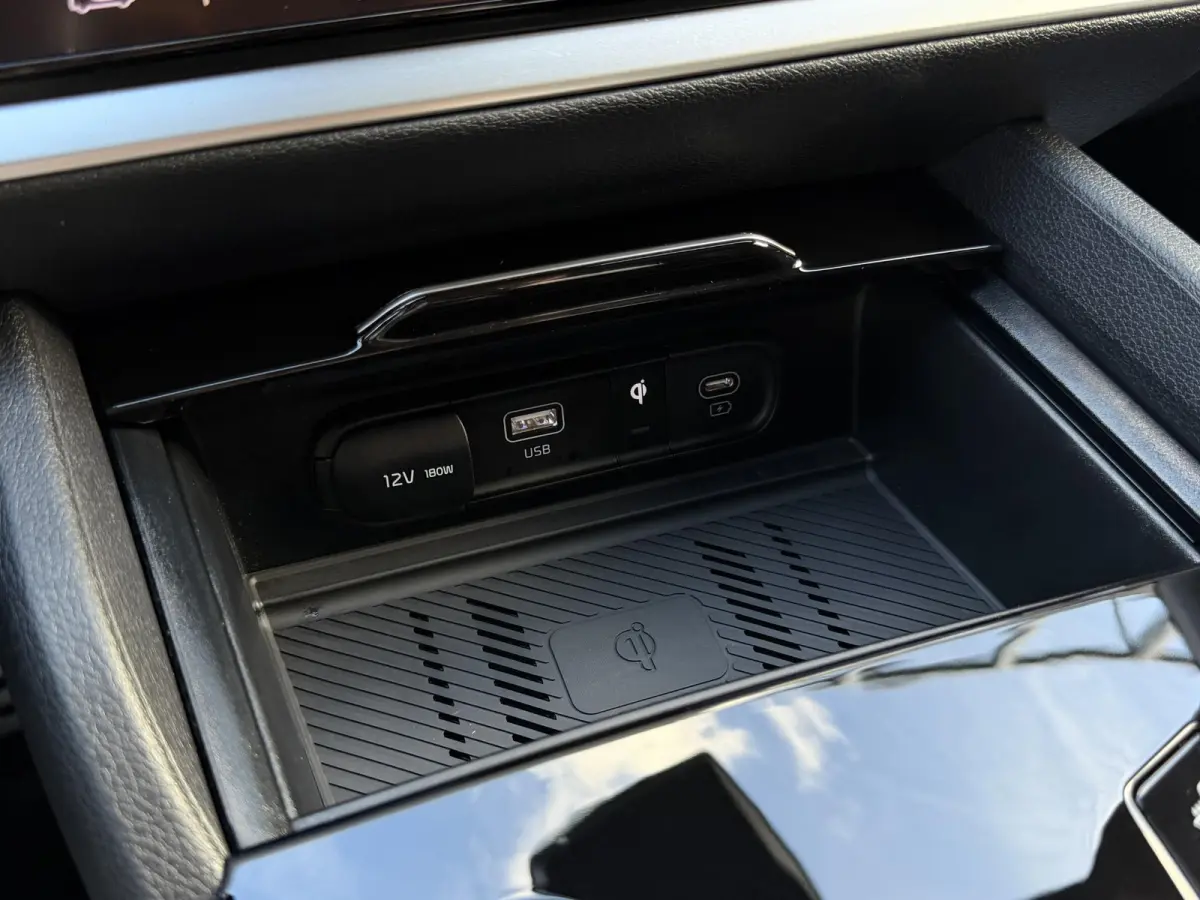 1.6 T-GDi Plug-in Hybrid AWD GT-PlusLine | Volledig Black Pack | 360 camera | Dodehoek camera | Memory seats | Harman/Kardon geluidsinstallatie | Glazen schuif-/kanteldak | Stoelventilatie |