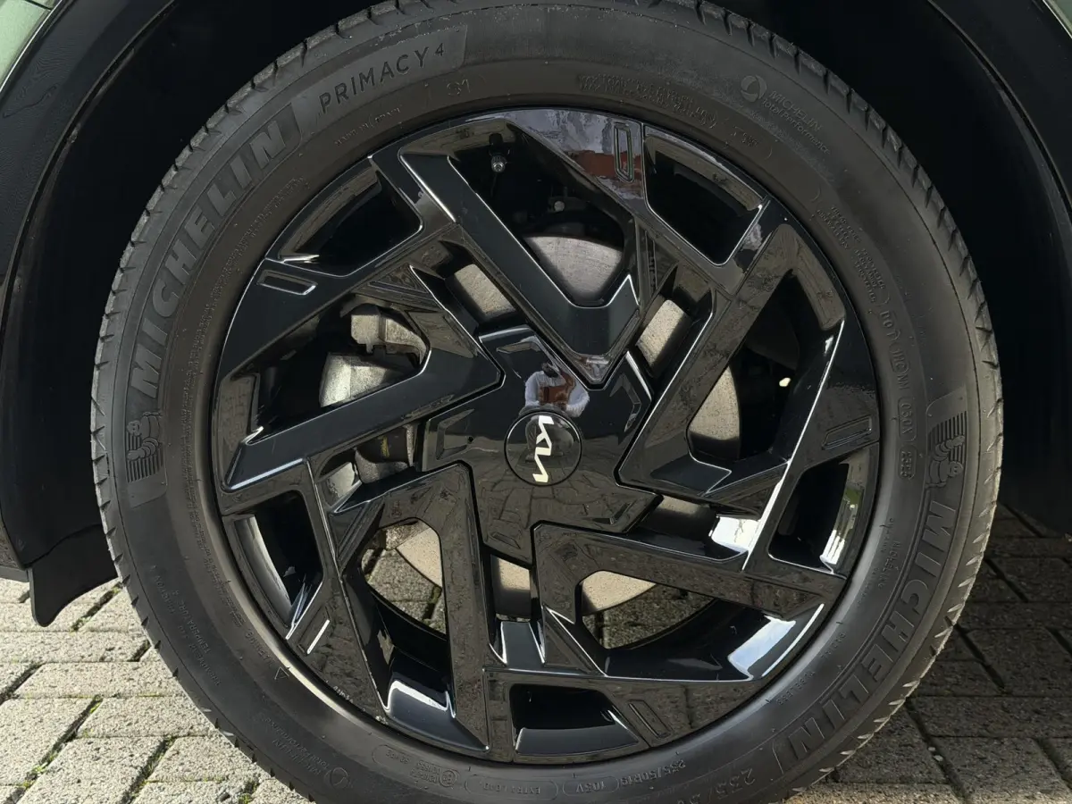 1.6 T-GDi Plug-in Hybrid AWD GT-PlusLine | Volledig Black Pack | 360 camera | Dodehoek camera | Memory seats | Harman/Kardon geluidsinstallatie | Glazen schuif-/kanteldak | Stoelventilatie |