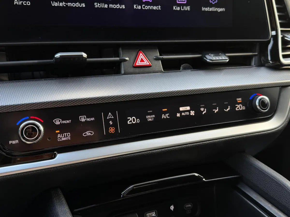 1.6 T-GDi Plug-in Hybrid AWD GT-PlusLine | Volledig Black Pack | 360 camera | Dodehoek camera | Memory seats | Harman/Kardon geluidsinstallatie | Glazen schuif-/kanteldak | Stoelventilatie |