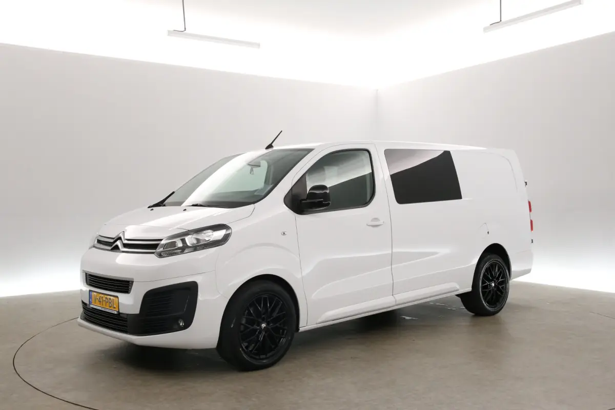 Citroën Jumpy 2.0 BlueHDI 145PK L3H1 | DC | 6 Zits |  Airco | Cruise | Trekhaak | Carplay | Navi