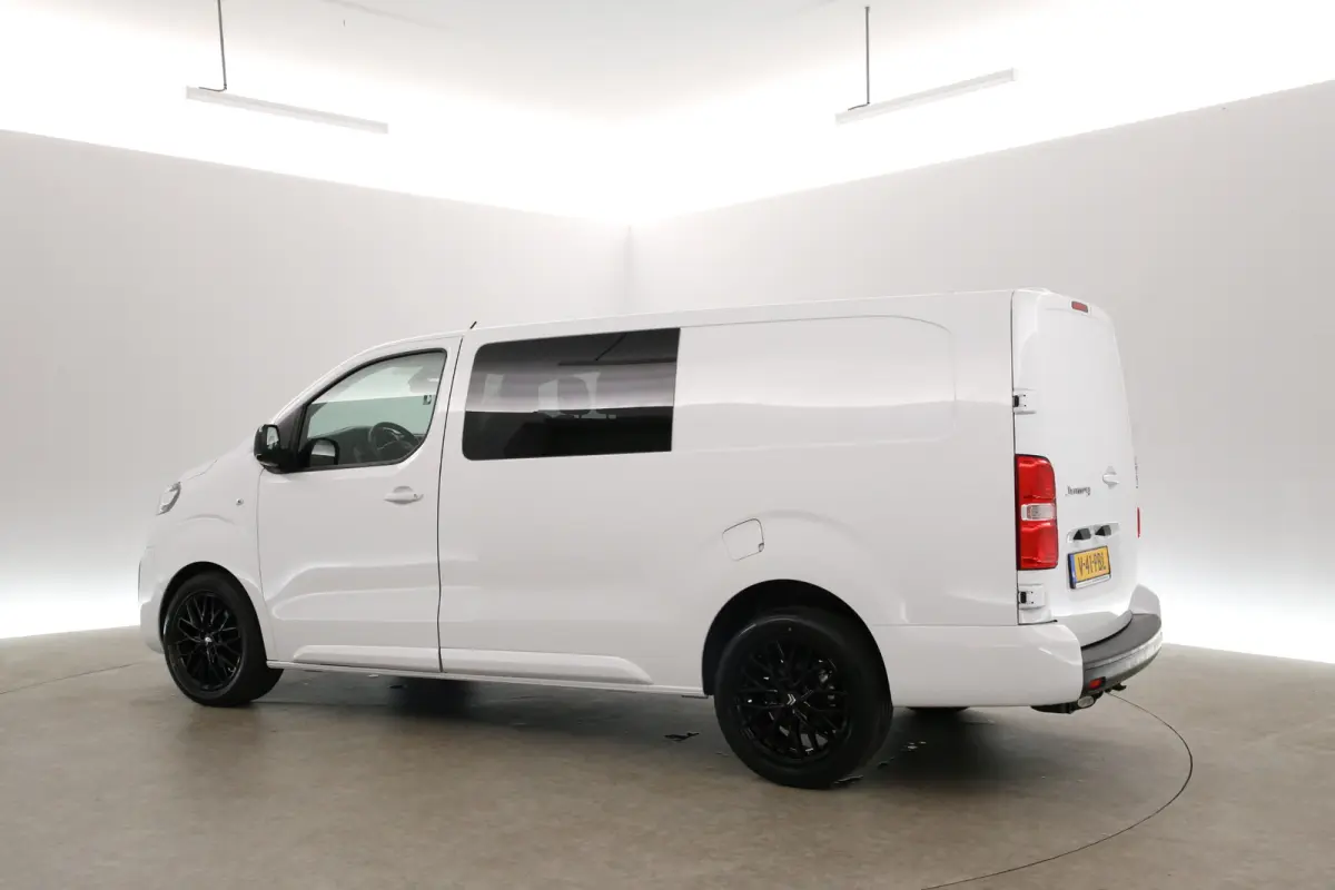 Citroën Jumpy 2.0 BlueHDI 145PK L3H1 | DC | 6 Zits |  Airco | Cruise | Trekhaak | Carplay | Navi