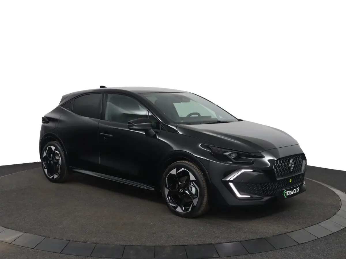 techno full hybrid E-Tech 160 pk | pack winter, safety & parking | lichtmetalen wielen 18""rythmic" | verlenging connected services openR link met twee jaar |