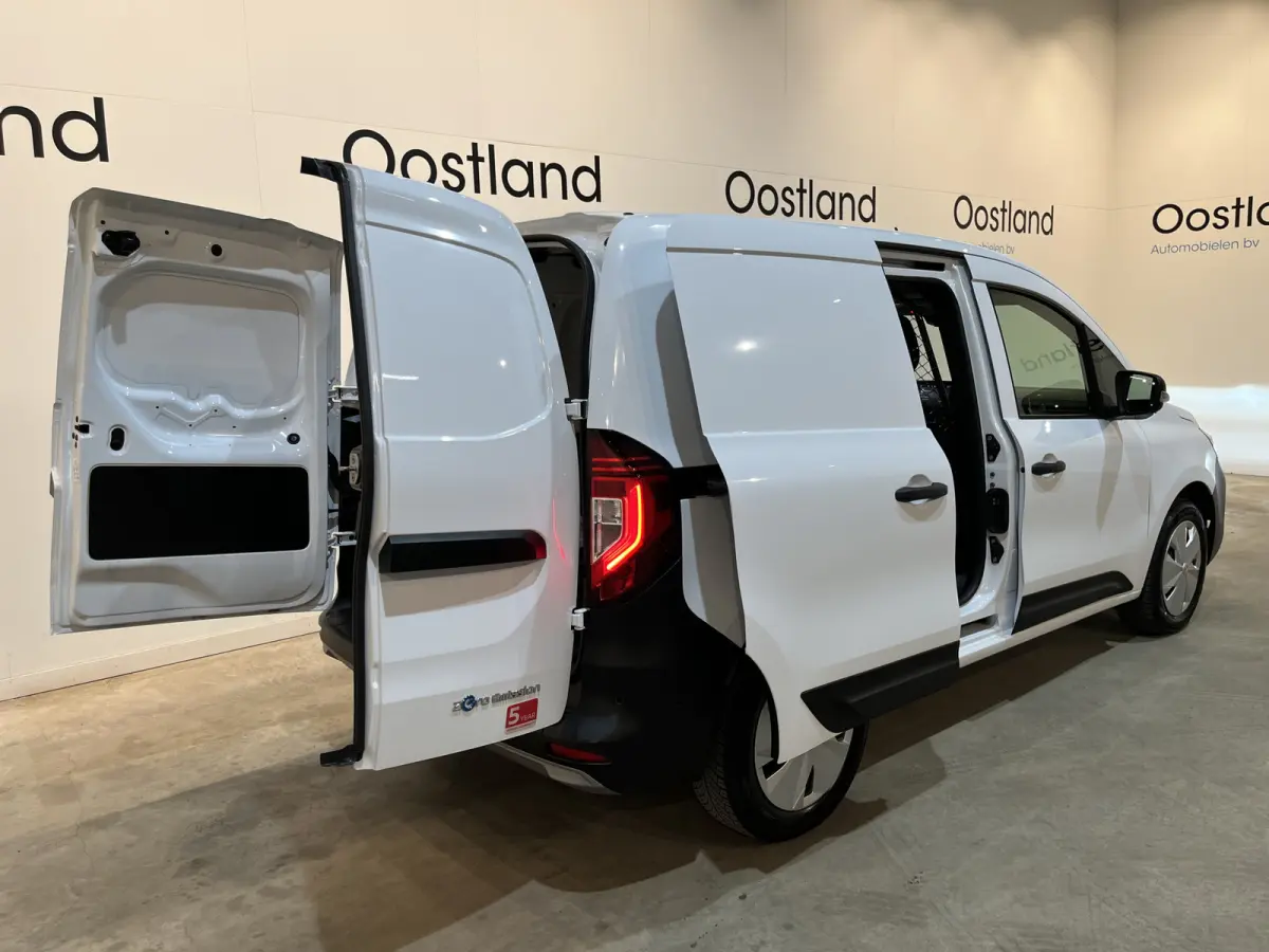 N-Connecta L1 44 kWh / 100% elektrisch !! / SOH 99% / Airco / Cruise Control / CarPlay / Camera / 4.900 KM !!