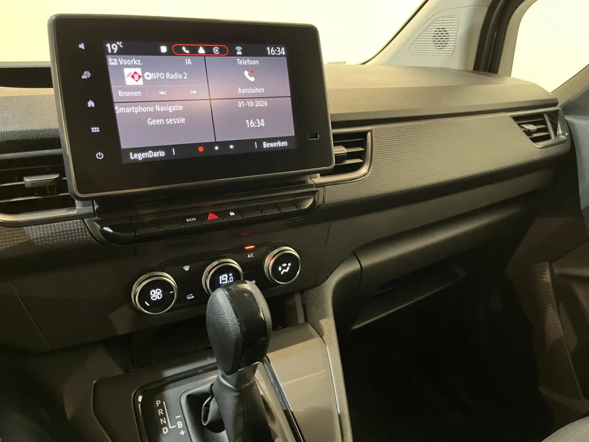 N-Connecta L1 44 kWh / 100% elektrisch !! / SOH 99% / Airco / Cruise Control / CarPlay / Camera / 4.900 KM !!