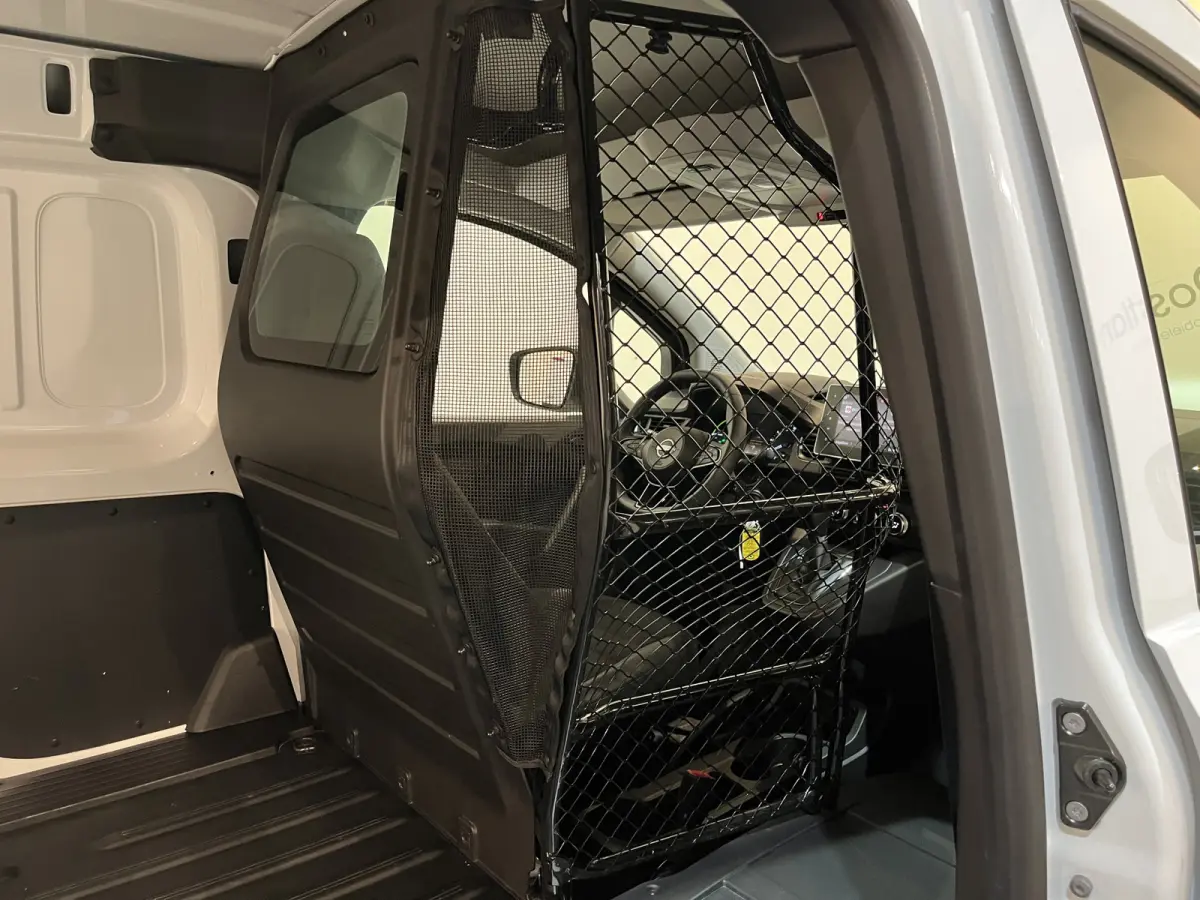 N-Connecta L1 44 kWh / 100% elektrisch !! / SOH 99% / Airco / Cruise Control / CarPlay / Camera / 4.900 KM !!