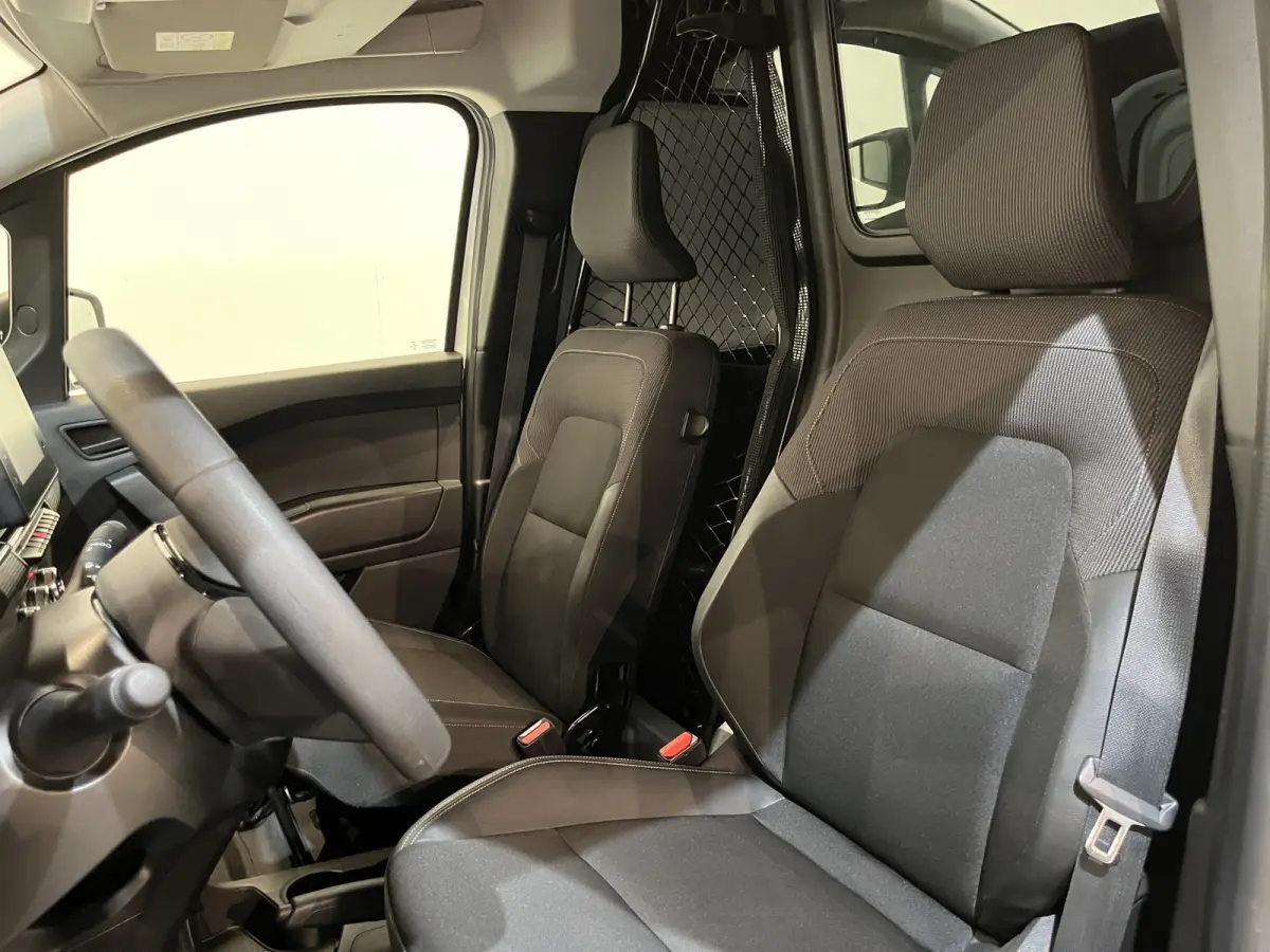 N-Connecta L1 44 kWh / 100% elektrisch !! / SOH 99% / Airco / Cruise Control / CarPlay / Camera / 4.900 KM !!