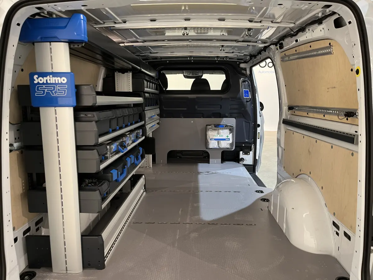 116 CDI XL Servicebus / Sortimo Inrichting / Euro 6 / Airco / CarPlay / Camera / Cruise Control / Navigatie / Klep / 3-Zits /