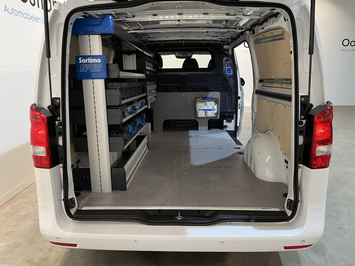 116 CDI XL Servicebus / Sortimo Inrichting / Euro 6 / Airco / CarPlay / Camera / Cruise Control / Navigatie / Klep / 3-Zits /