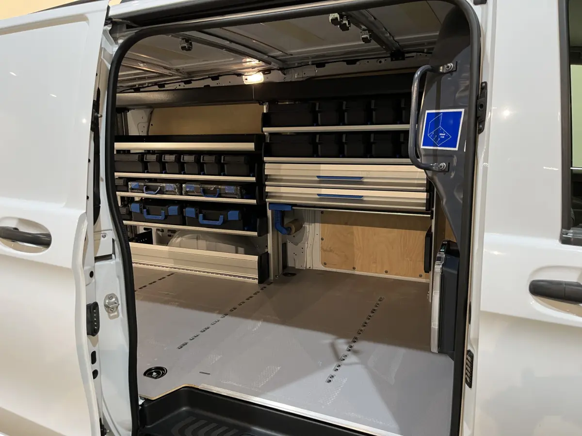 116 CDI XL Servicebus / Sortimo Inrichting / Euro 6 / Airco / CarPlay / Camera / Cruise Control / Navigatie / Klep / 3-Zits /