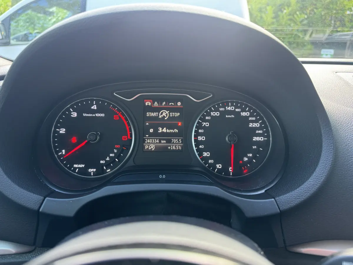 2.0 TDI S-line / Aut /Sport leder / Bi-Xenon / Stl verw / Navi / Top onderhouden!