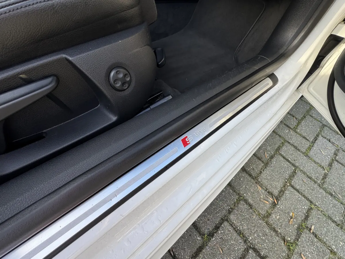 2.0 TDI S-line / Aut /Sport leder / Bi-Xenon / Stl verw / Navi / Top onderhouden!