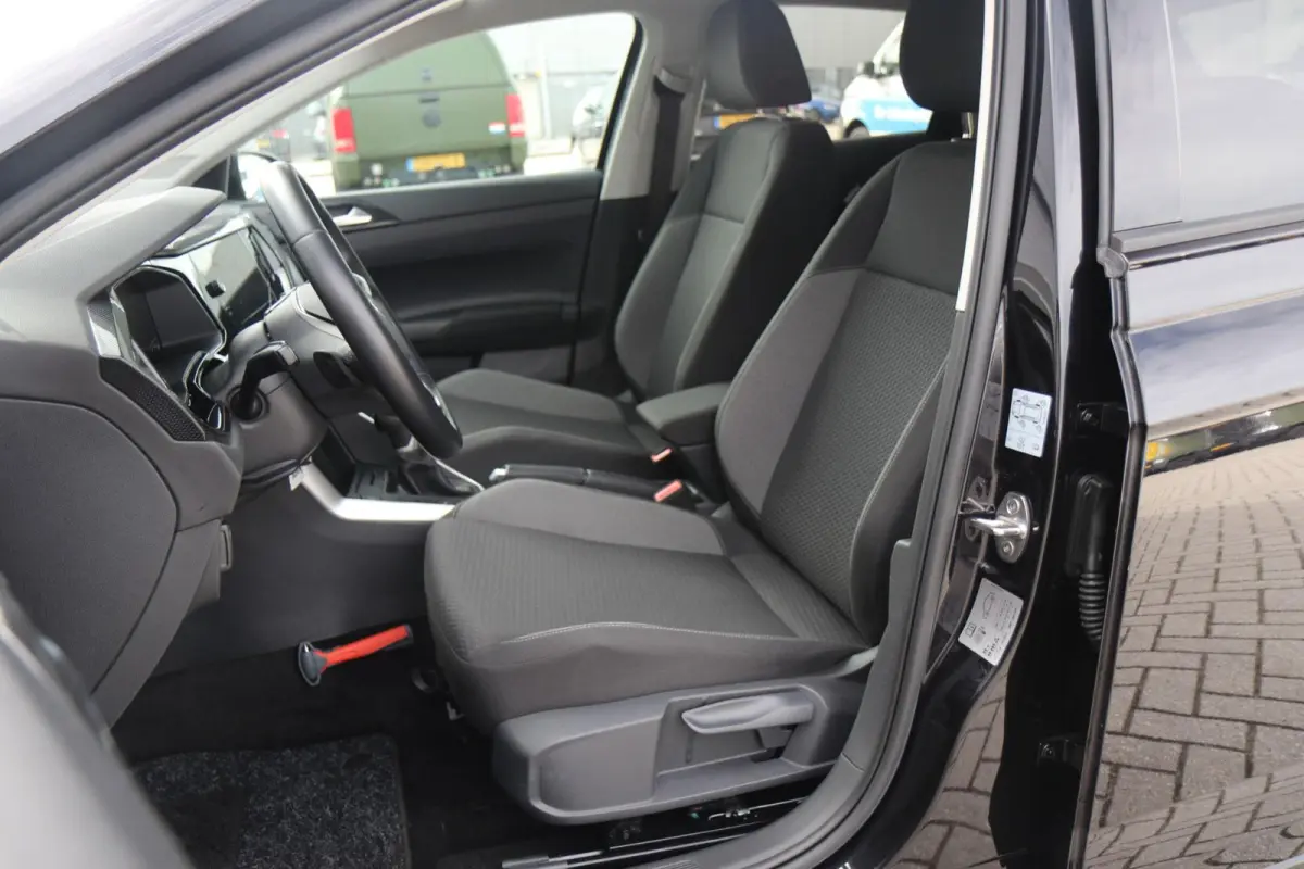 1.0 TSI 95pk DSG Life Edition | App Connect | Clima | Parkeersensoren
