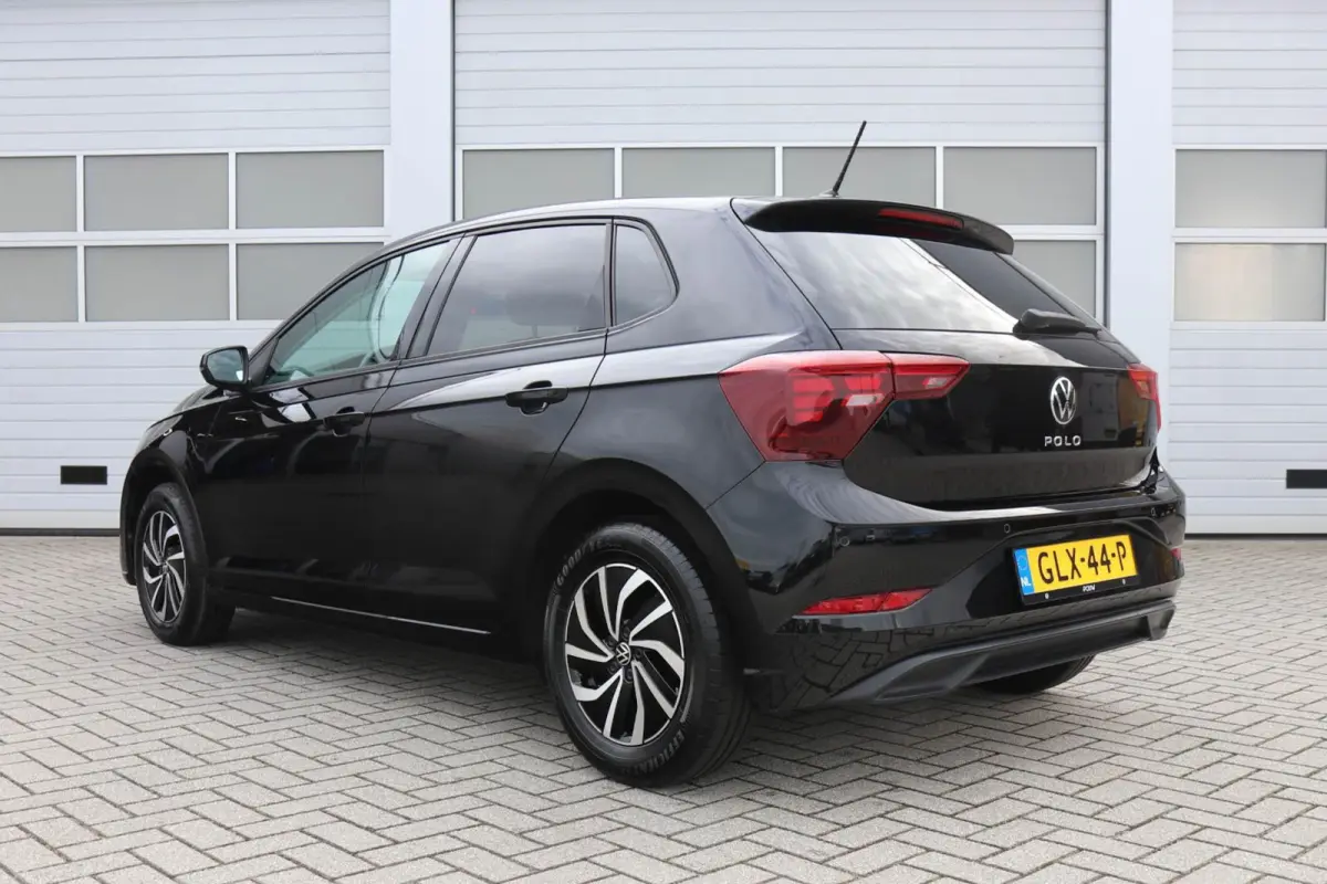 1.0 TSI 95pk DSG Life Edition | App Connect | Clima | Parkeersensoren