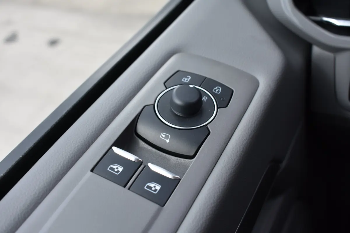 2.0 TDI 170PK Automaat L1 28 Bulli | CAMERA | NAVI | MATRIX LED | APP.CONNECT | STOEL.VERW | DAB | KEYLESS |