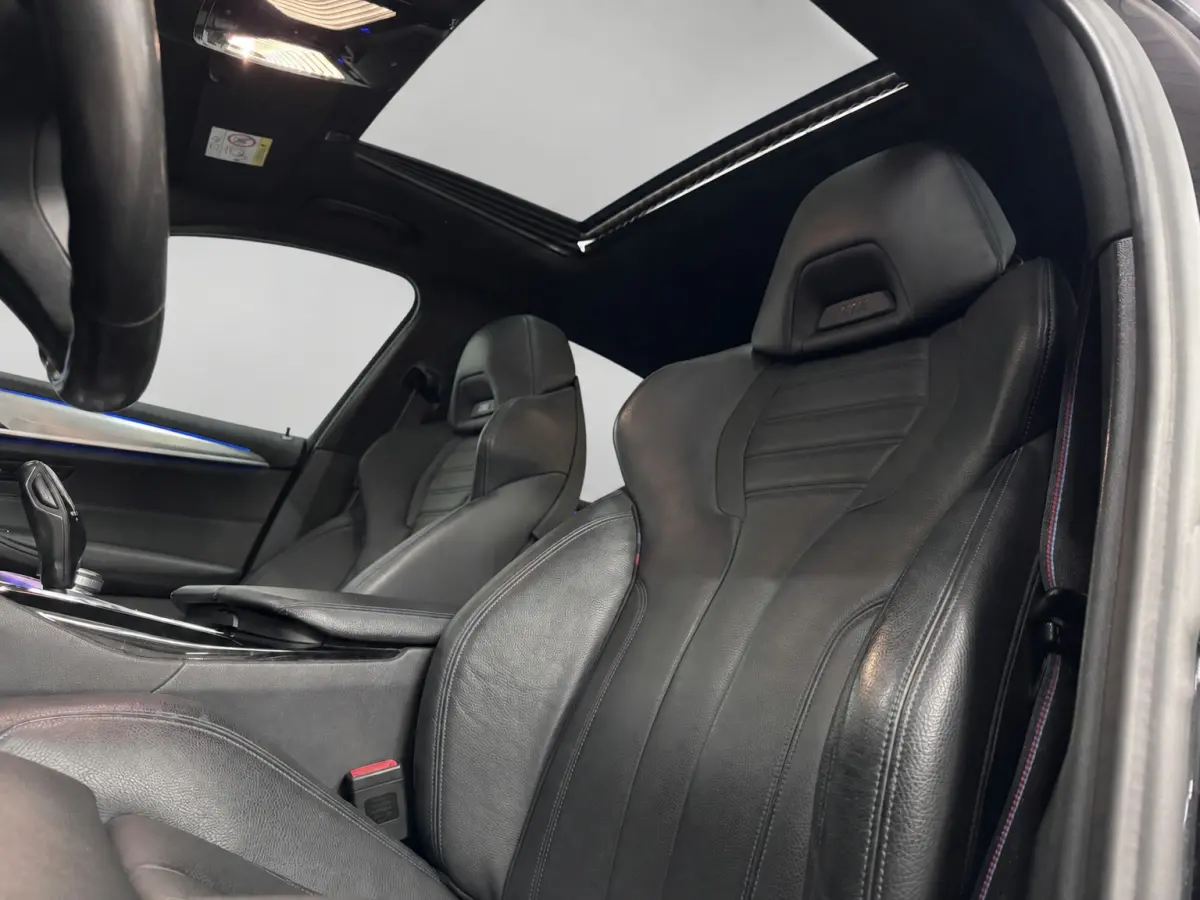 530i M Pakket M Stoelen Panoramadak Laser Lane