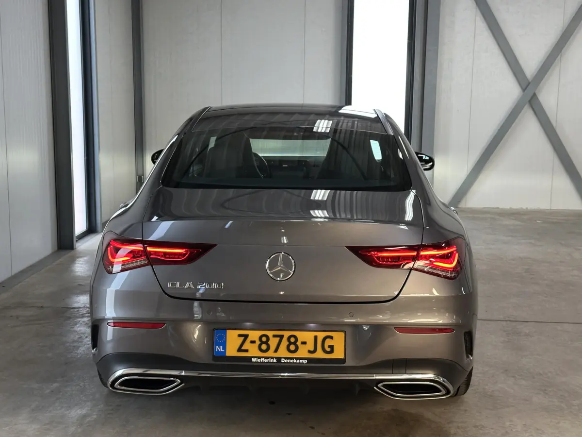 200 AMG Line | Pano | El. stoelen | LED |