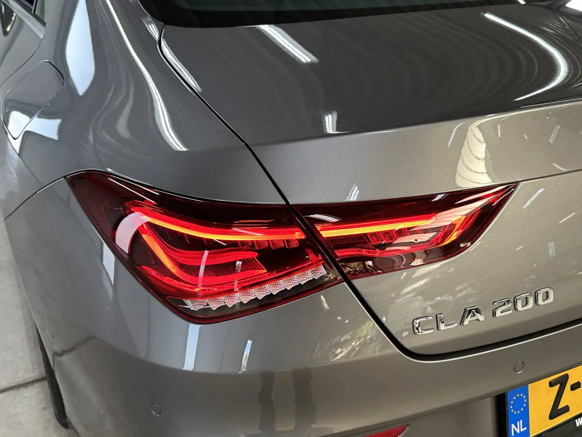 200 AMG Line | Pano | El. stoelen | LED |