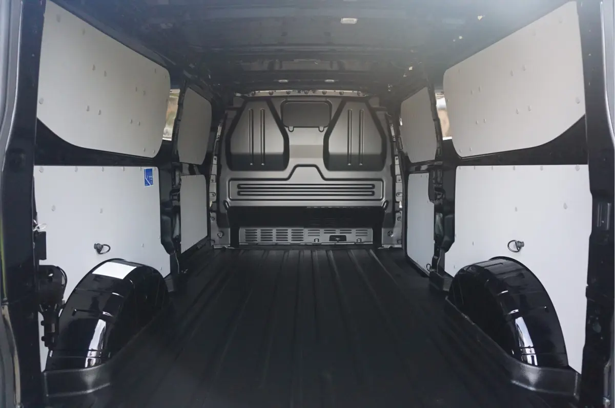 320L 218PK 71KWH Limited Elektrisch AUT BPM VRIJ!! Navi, ACC, 360° Cam, 17" LM!! NR. EC30