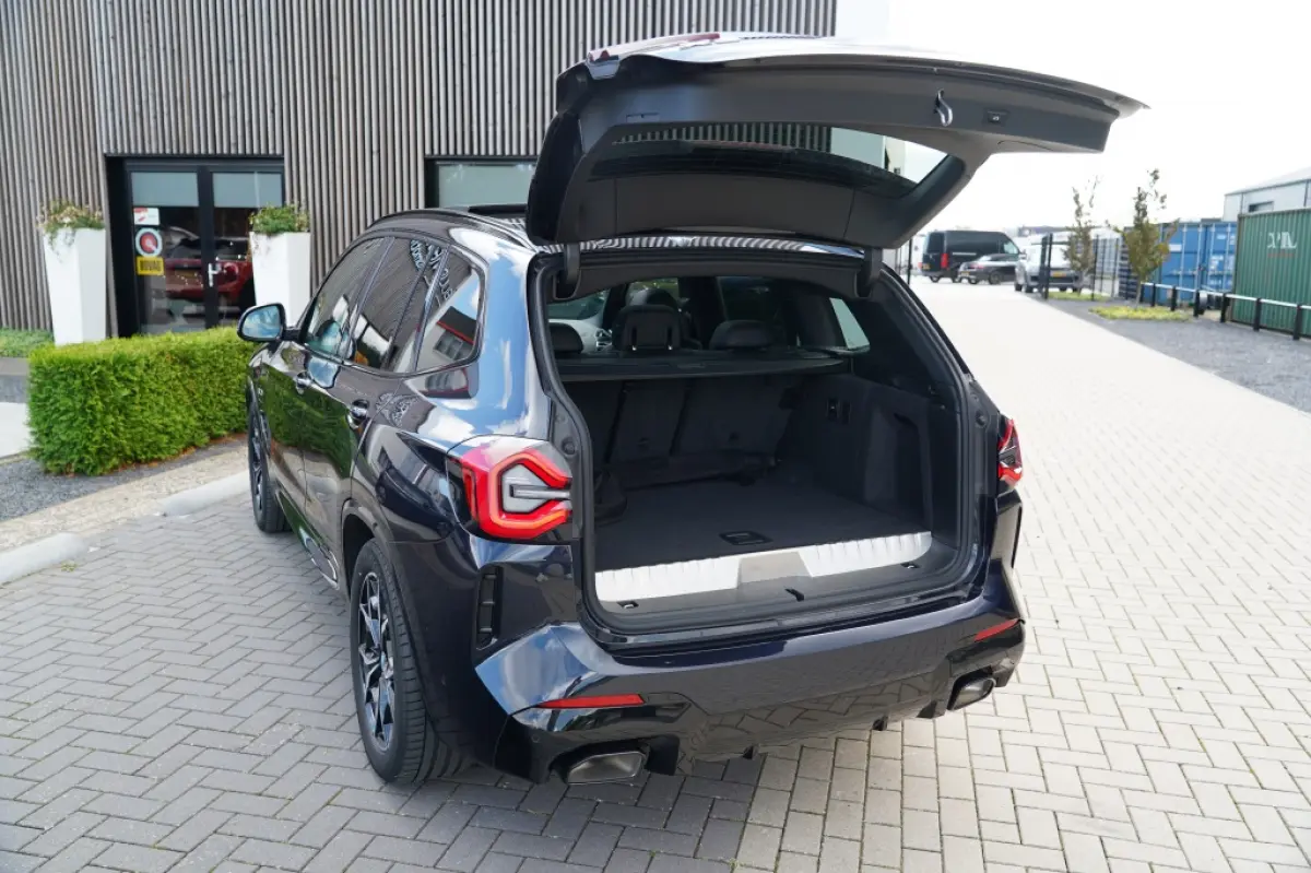 xDrive 30 e M Sport