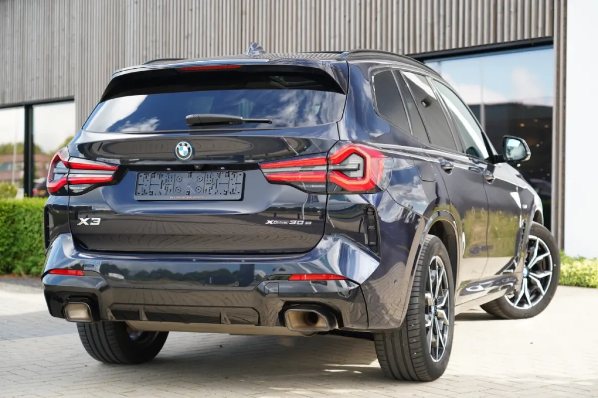 xDrive 30 e M Sport