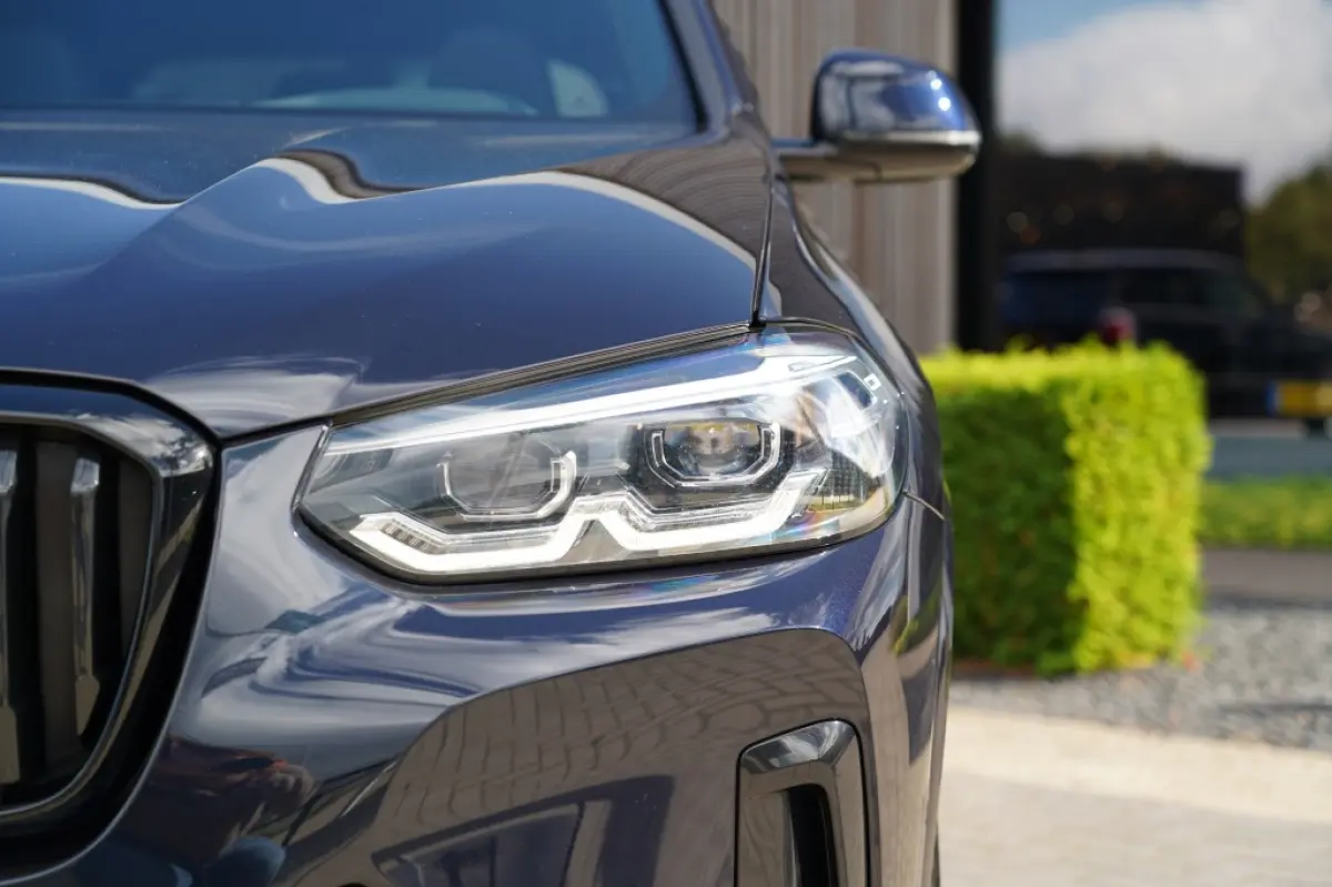 xDrive 30 e M Sport