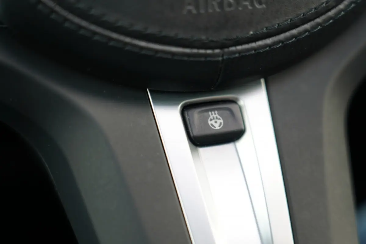 xDrive 30 e M Sport