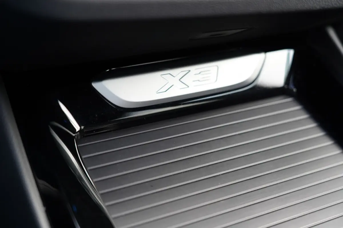 xDrive 30 e M Sport