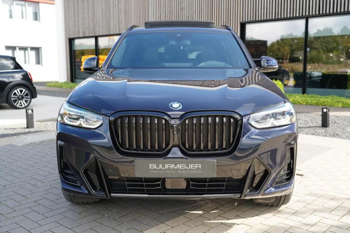 xDrive 30 e M Sport