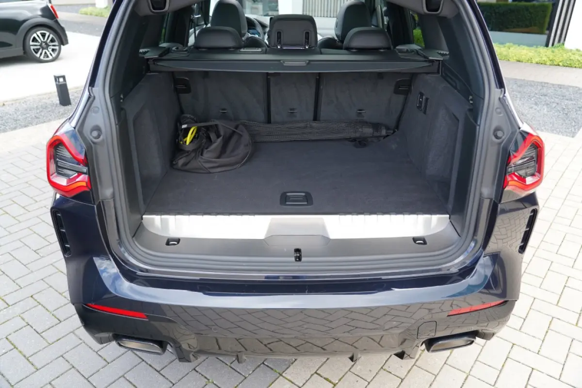 xDrive 30 e M Sport