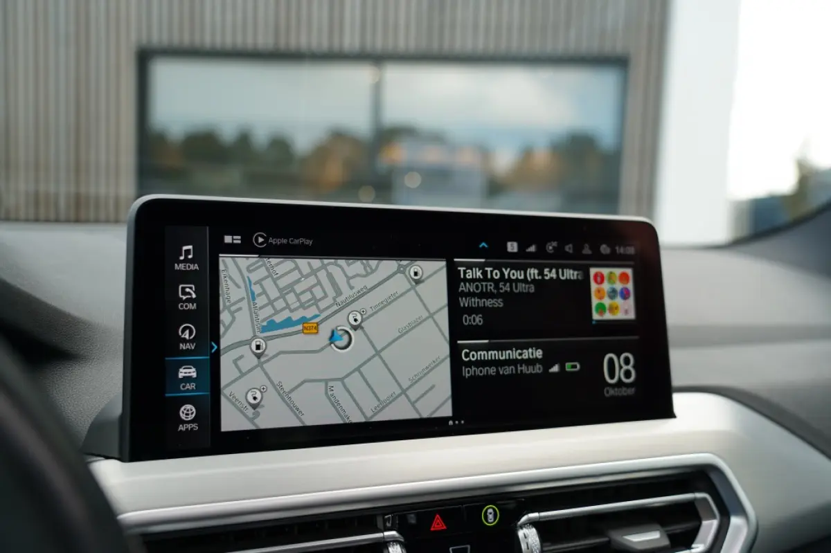 xDrive 30 e M Sport