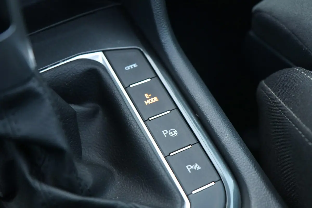 1.4 TSI eHybrid 245pk | SoH 95% | Trekhaak | Panoramadak | Navigatie | Stoelverwarming