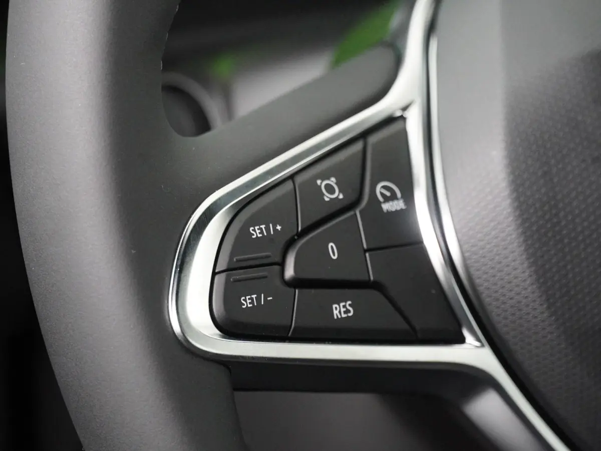 evolution full hybrid E-Tech 160 | pack navigation |